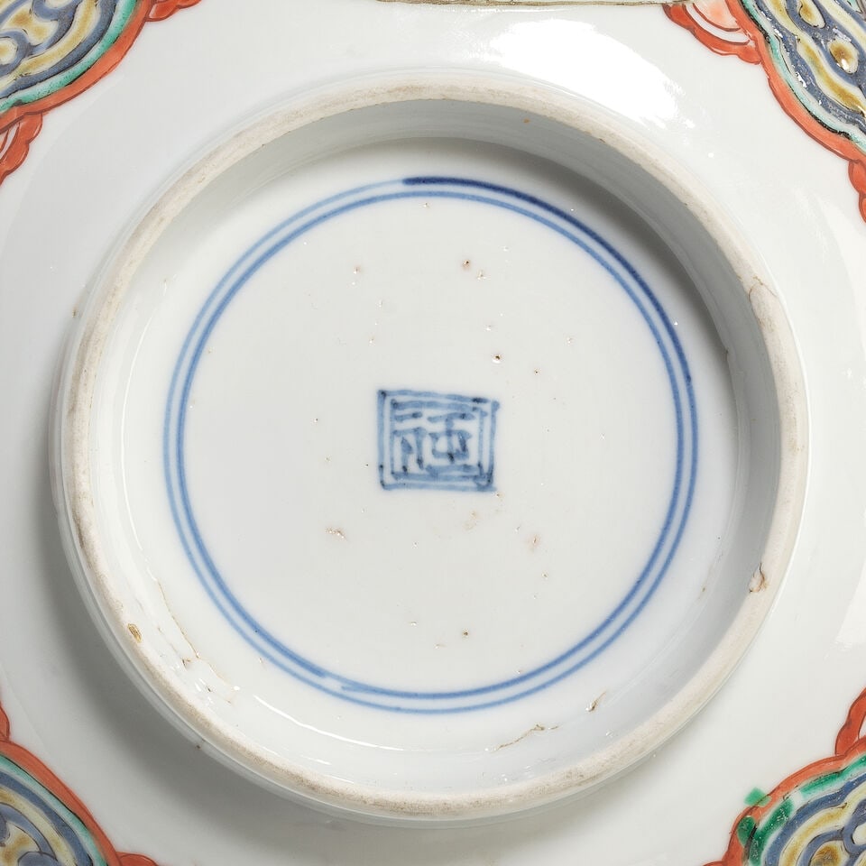 TWO FAMILLE-VERTE 'FIGURATIVE' SQUARE BOWLS Kangxi (2) - 3