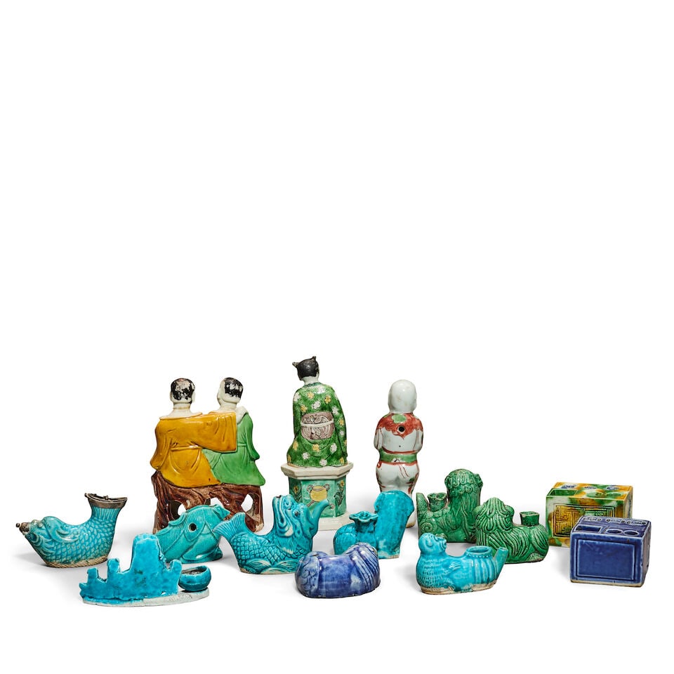 A COLLECTION OF GLAZED BISCUIT MINIATURE FIGURES AND SCHOLAR'S DESK ITEMS Kangxi (16) - 2