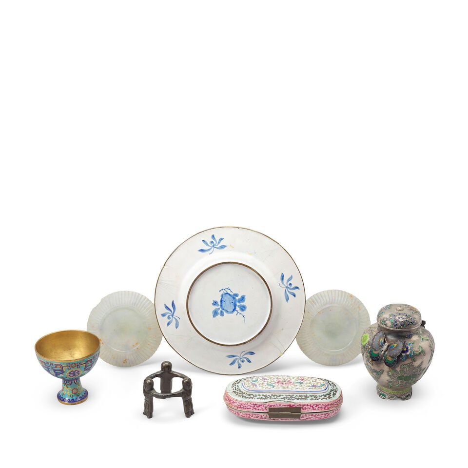 A COLLECTION OF METAL WARE AND JADE WORKS OF ART 18th century and later (8) - 2