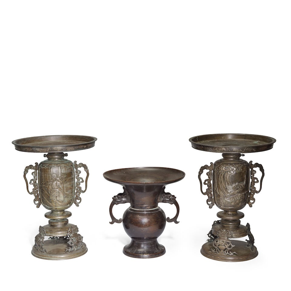 A PAIR OF SILVER-INLAID BRONZE USUBATA AND A BRONZE FLOWER VASE Edo/Meiji period (3) - 2