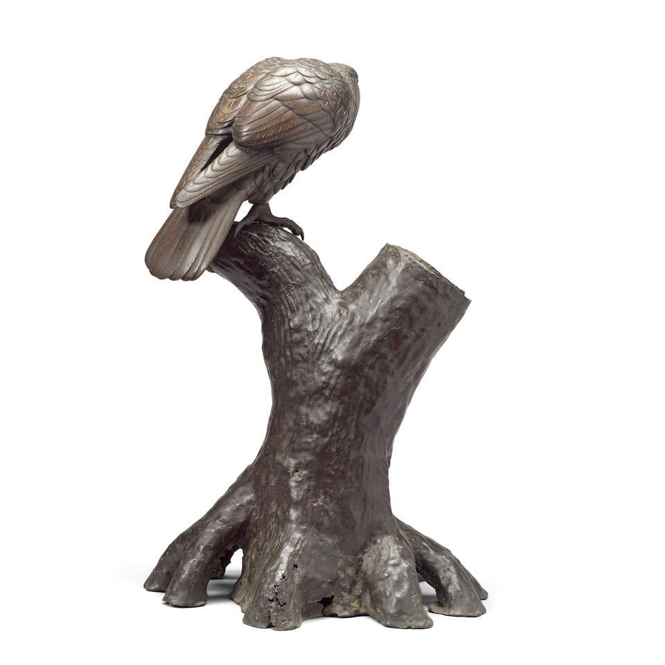A BRONZE OKIMONO OF AN EAGLE PERCHED ON A TREE STUMP Meiji period, late 19th century (2) - 2