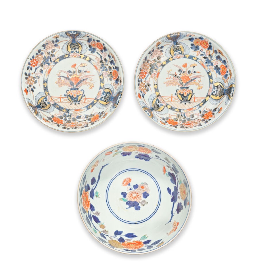 A COLLECTION OF IMARI PORCELAIN 18th/19th century (5) - 2