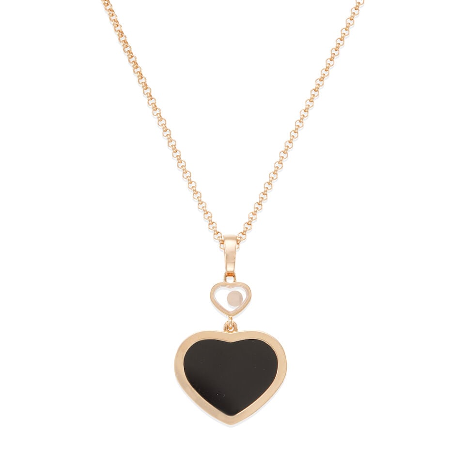 CHOPARD: 18K GOLD AND ONYX 'HAPPY HEARTS' PENDANT NECKLACE - 2