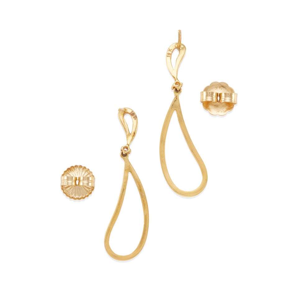 PAIR OF 18K GOLD AND DIAMOND PAISLEY EARRINGS - 2