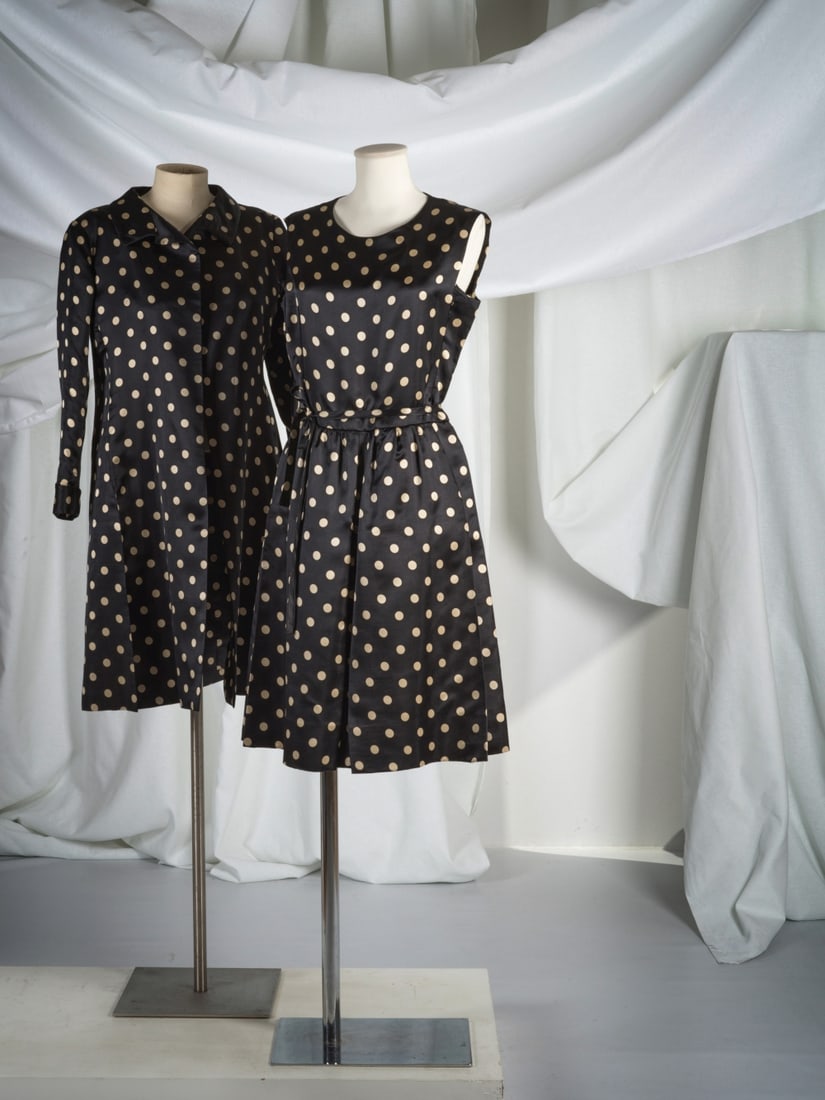 Nina Ricci, collection Haute Couture, circa 1958/1960. Ensemble de cérémonie en soie n... (1 of 1)