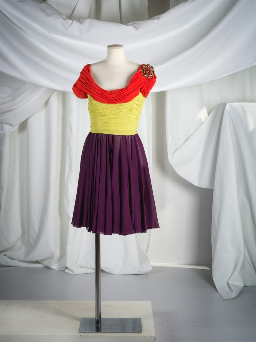 Christian Lacroix, collection Haute Couture, Printemps-Eté 1990. Robe de cocktail courte en... (1 of 1)