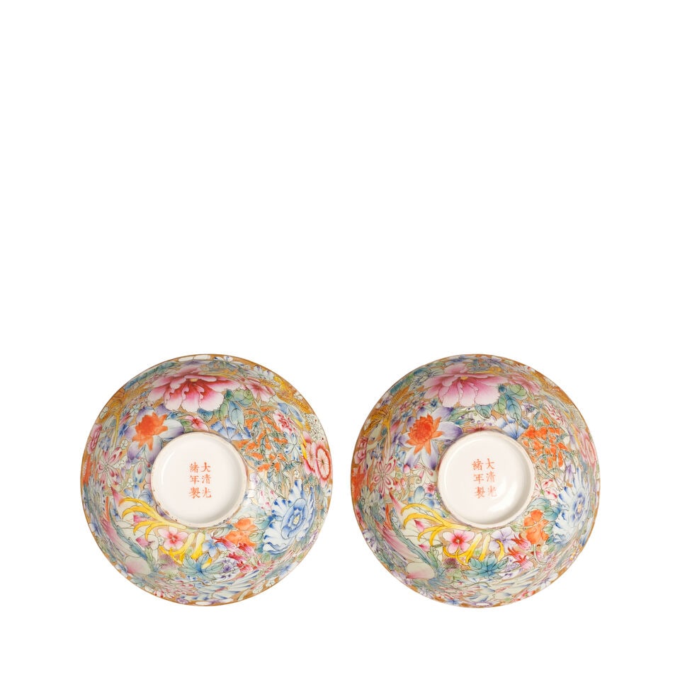 A PAIR OF MILLE-FLEUR BOWLS Guangxu marks and of the period (2, with one wood stand) - 2
