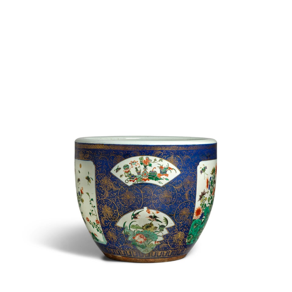 A GILT-DECORATED BLUE-GROUND FAMILLE-VERTE JARDINERE 19th century (wood stand) - 2