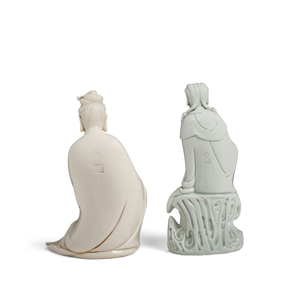 TWO DEHUA FIGURES OF SEATED GUANYIN 20th century (2, one with box) - 2