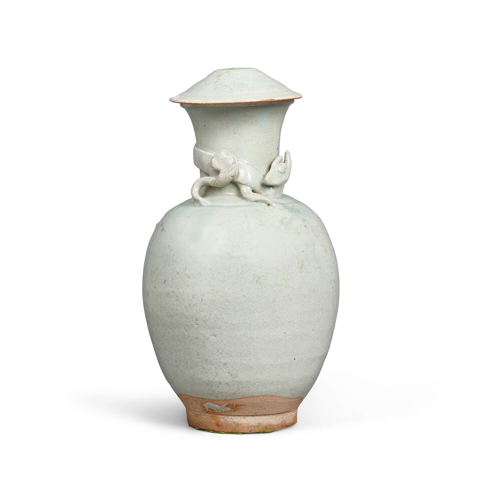 A QINGBAI-GLAZED EWER AND COVER Northern Song dynasty (wood stand) - 2