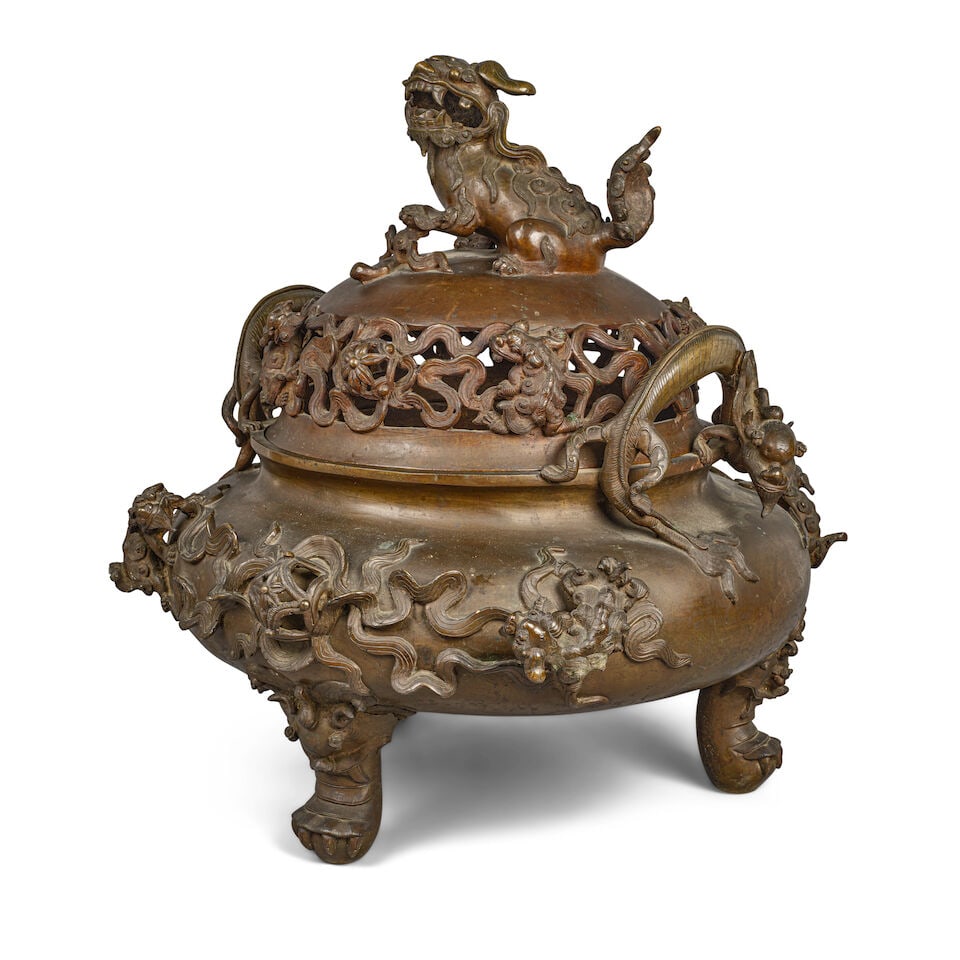 A MASSIVE BRONZE CENSER AND COVER 18th/19th century - 3