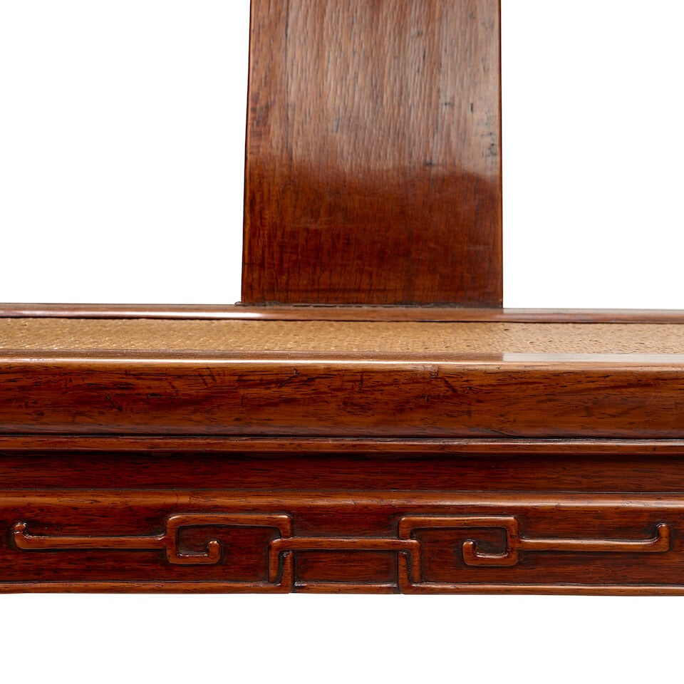 A PAIR OF HARDWOOD HORSE-SHOE BACK ARMCHAIRS AND A TALL RECTANGULAR WOOD STAND Chairs: 19th cent... - 4