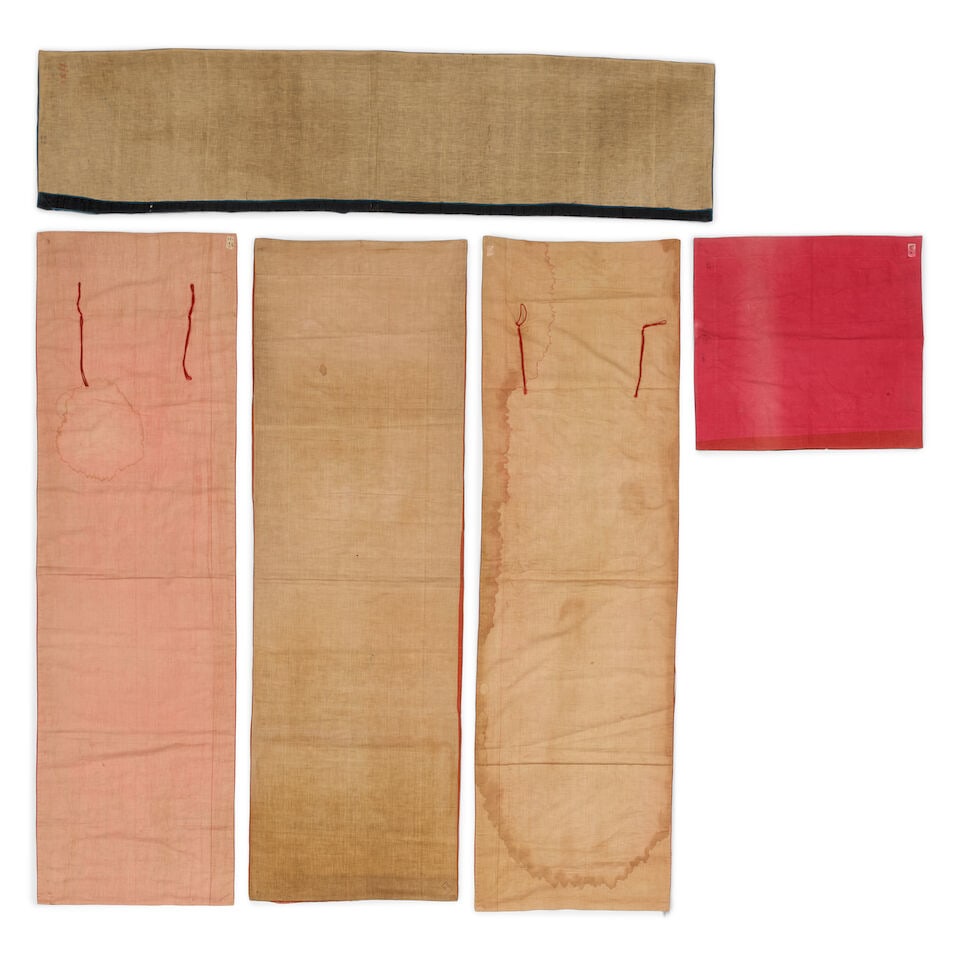 A GROUP OF FIVE EMBROIDERED SILK TEXTILE ACCESSORIES Late Qing dynasty (5) - 2
