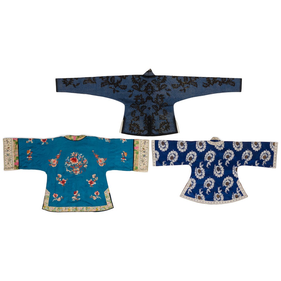 THREE WOMAN'S SILK COATS, AO Late Qing dynasty/Republic period (3) - 2