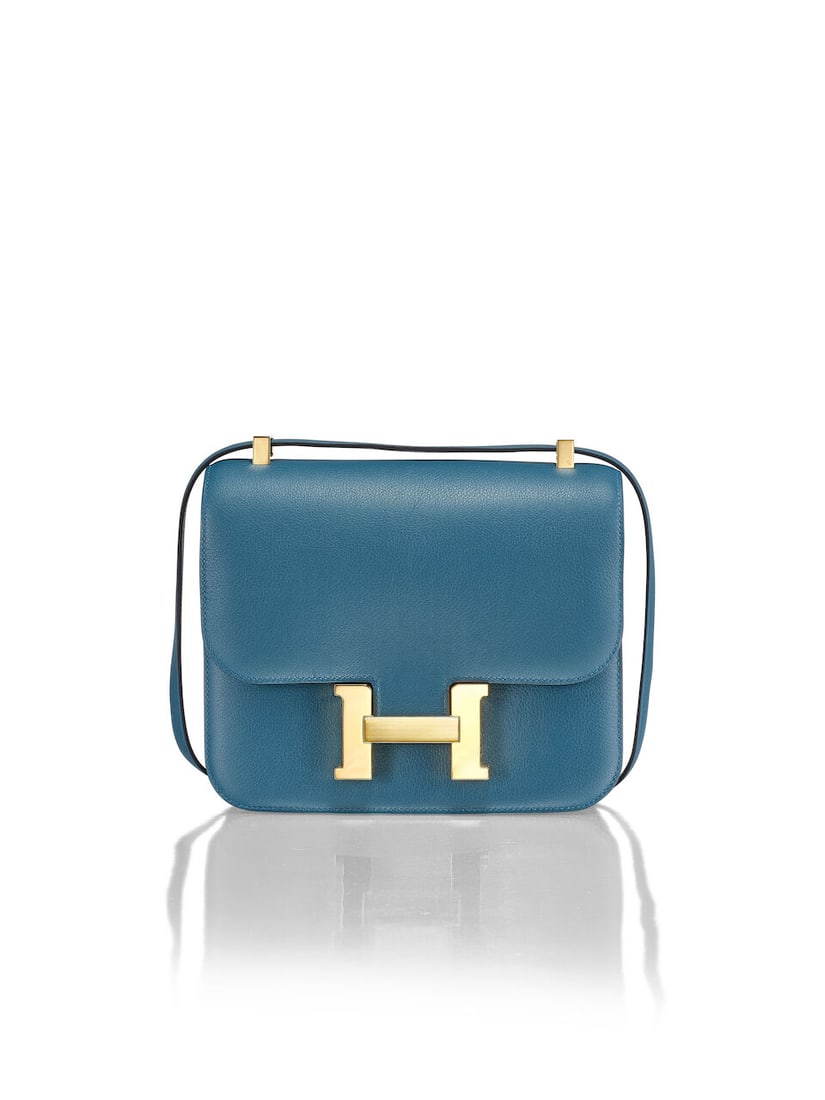 HERMÈS: BLEU IZMIR EVERCOLOR CONSTANCE 23 WITH PALLADIUM HARDWARE 2017 (Includes dust bag a...: HERMÈS: BLEU IZMIR EVERCOLOR CONSTANCE 23 WITH PALLADIUM HARDWARE 2017 愛馬仕：伊茲密爾藍EVERCOLOR牛皮CONSTANCE 23厘米