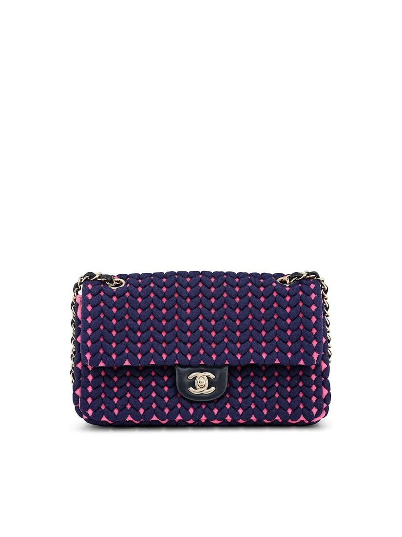 (NO RESERVE) CHANEL: NAVY AND PINK WOVEN KNIT JERSEY MEDIUM FLAP (Includes authenticity card and...: (NO RESERVE) CHANEL: NAVY AND PINK WOVEN KNIT JERSEY MEDIUM FLAP 香奈兒：海軍藍及粉紅色編織針織中號