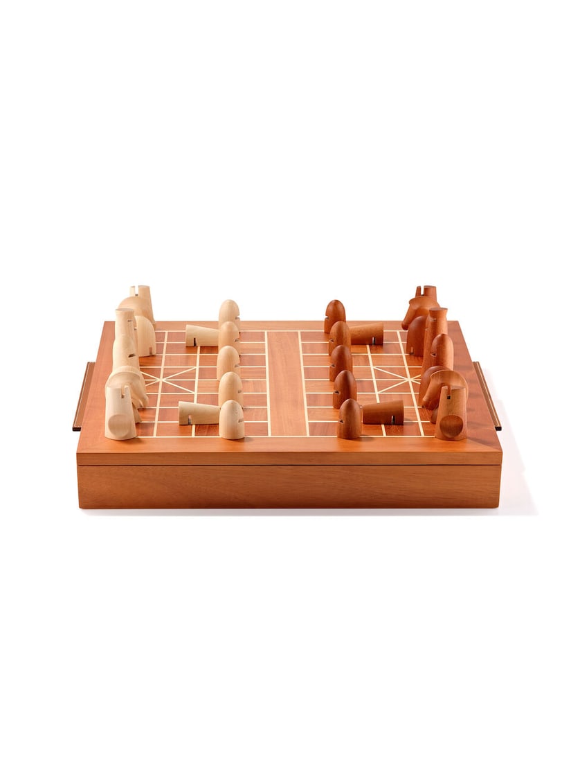 (NO RESERVE) HERMÈS: MAHOGANY AND SYCAMORE WOOD DALIAN CHINESE CHESS SET - 4