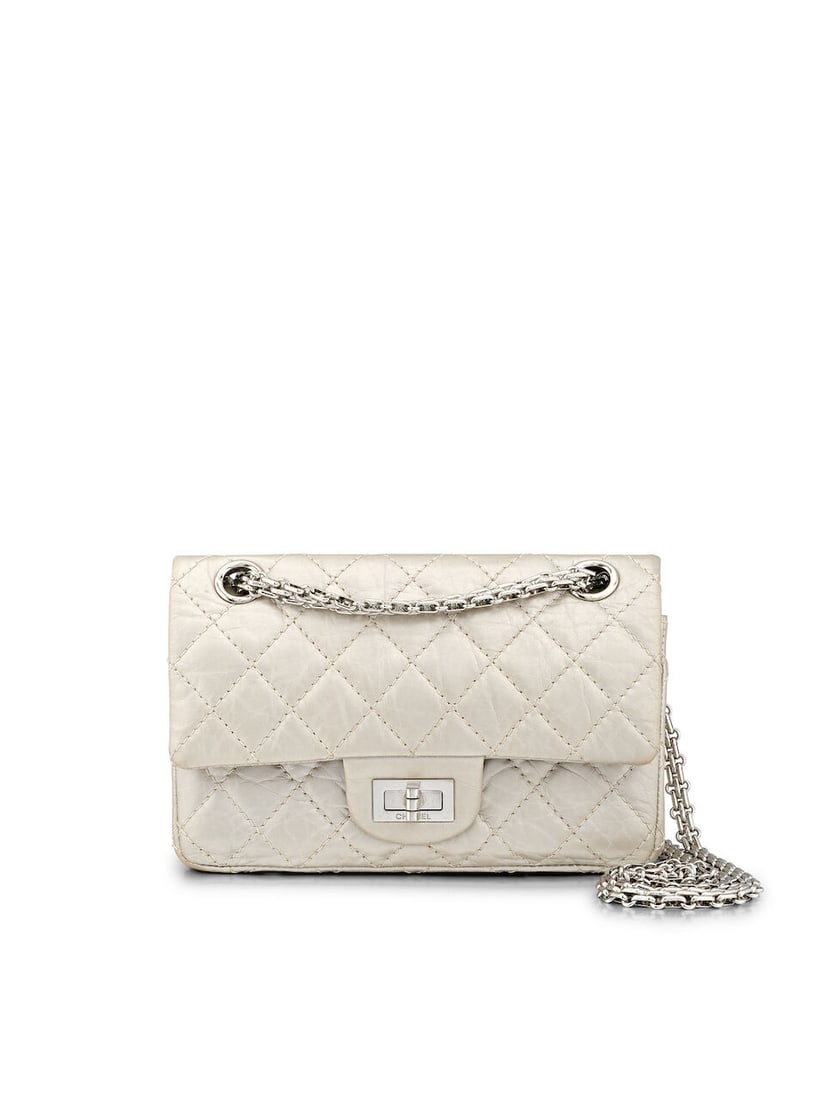 (NO RESERVE) CHANEL: METALLIC SILVER LAMBSKIN SMALL 2.55 REISSUE DOUBLE FLAP WITH SILVER TONED H...: (NO RESERVE) CHANEL: METALLIC SILVER LAMBSKIN SMALL 2.55 REISSUE DOUBLE FLAP WITH SILVER TONED HARDWARE 香奈兒：銀色金屬光羊皮小