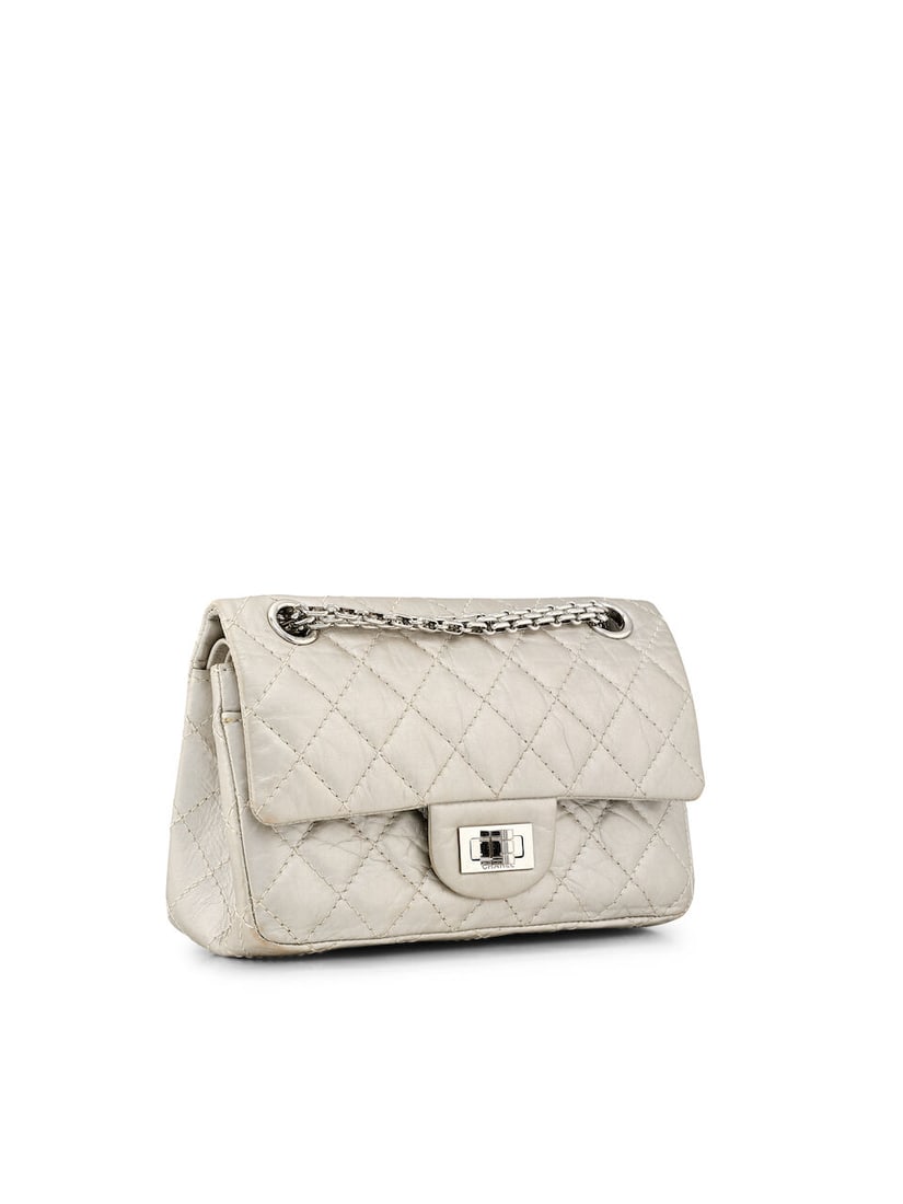 (NO RESERVE) CHANEL: METALLIC SILVER LAMBSKIN SMALL 2.55 REISSUE DOUBLE FLAP WITH SILVER TONED H... - 2