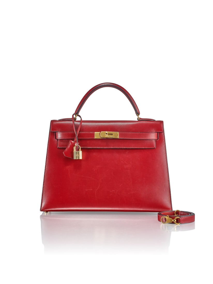 HERMÈS: VINTAGE ROUGE H BOX SELLIER KELLY 32 WITH GOLD HARDWARE 1993 (Includes strap, keys,...: HERMÈS: VINTAGE ROUGE H BOX SELLIER KELLY 32 WITH GOLD HARDWARE