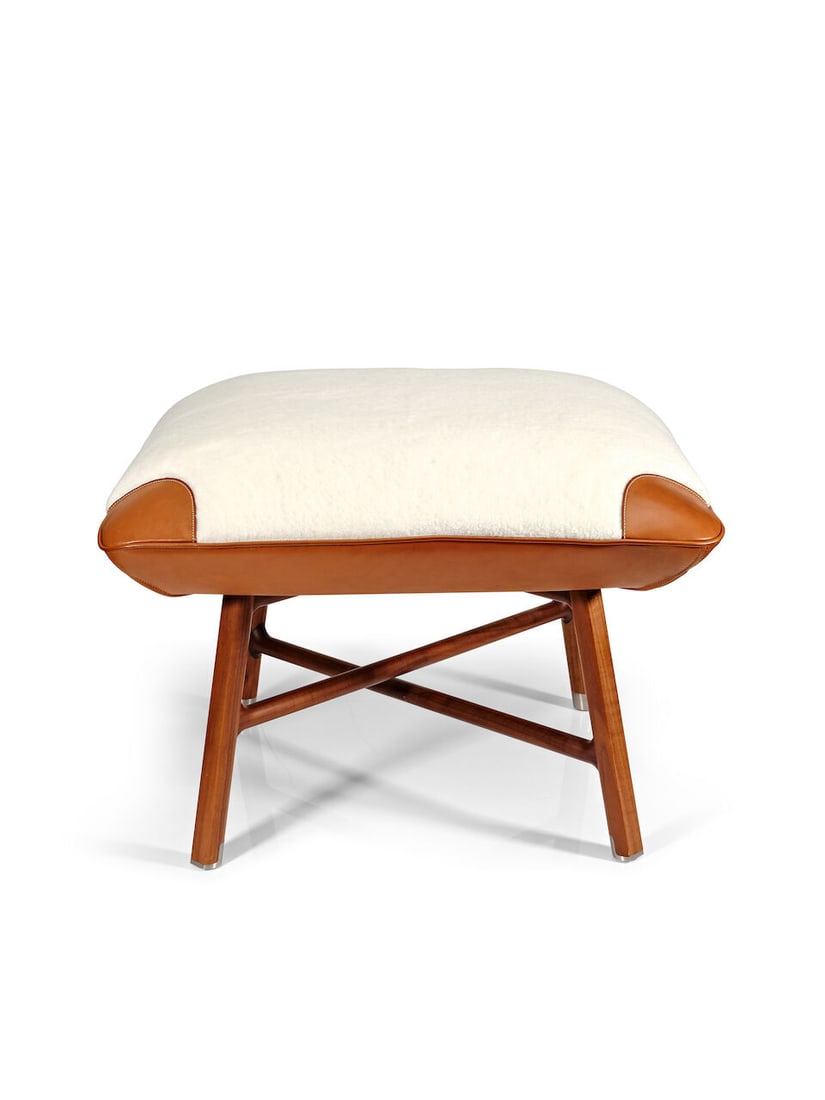 HERMÈS: CANALETTO WALNUT WOOD WITH SHEARLING AND FAUVE TAURILLON H LES NECESSAIRES D'HERM&#...: HERMÈS: CANALETTO WALNUT WOOD WITH SHEARLING AND FAUVE TAURILLON H LES NECESSAIRES D'HERMÈS 'CARRE D'ASSISE' LOW STOOL 愛馬仕：CANALETTO胡桃木০