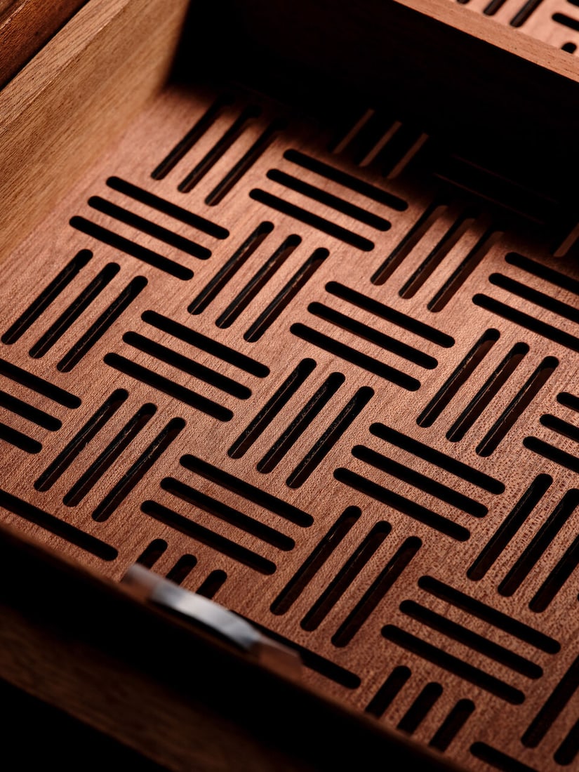 (NO RESERVE) HERMÈS: SAPELLI WOOD CASAQUE H MILLERAIES CIGAR BOX - 4