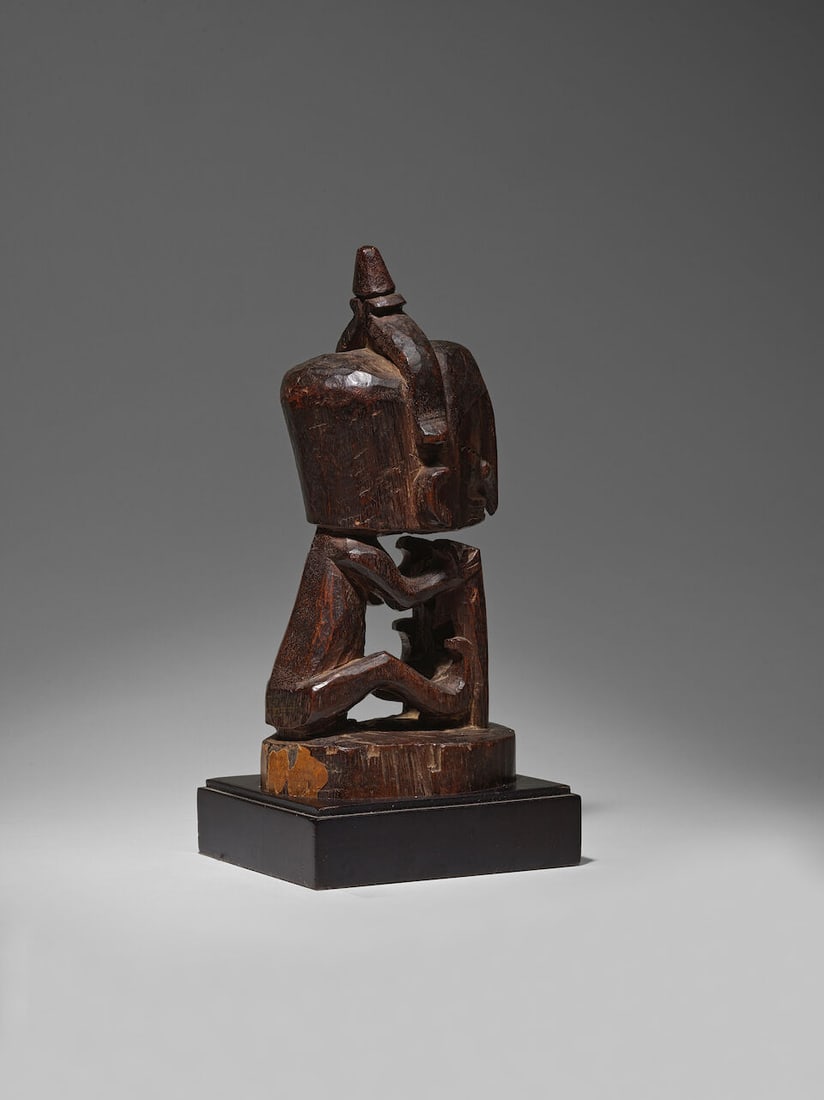 STATUE KORWAR, KAIPURI, ÎLE DE KURUDU, BAIE DE CENDERAWASIH, INDONÉSIE - 5