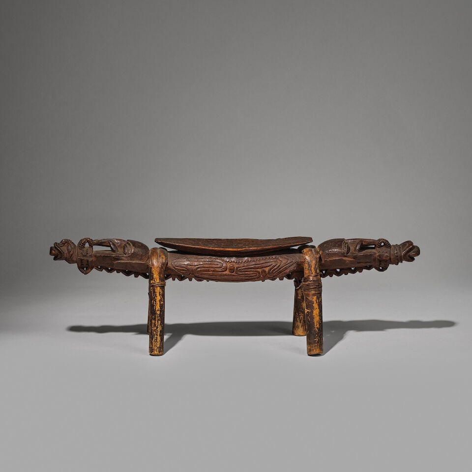 APPUI-TÊTE SEPIK, PAPOUASIE-NOUVELLE-GUINÉE (1 of 4)