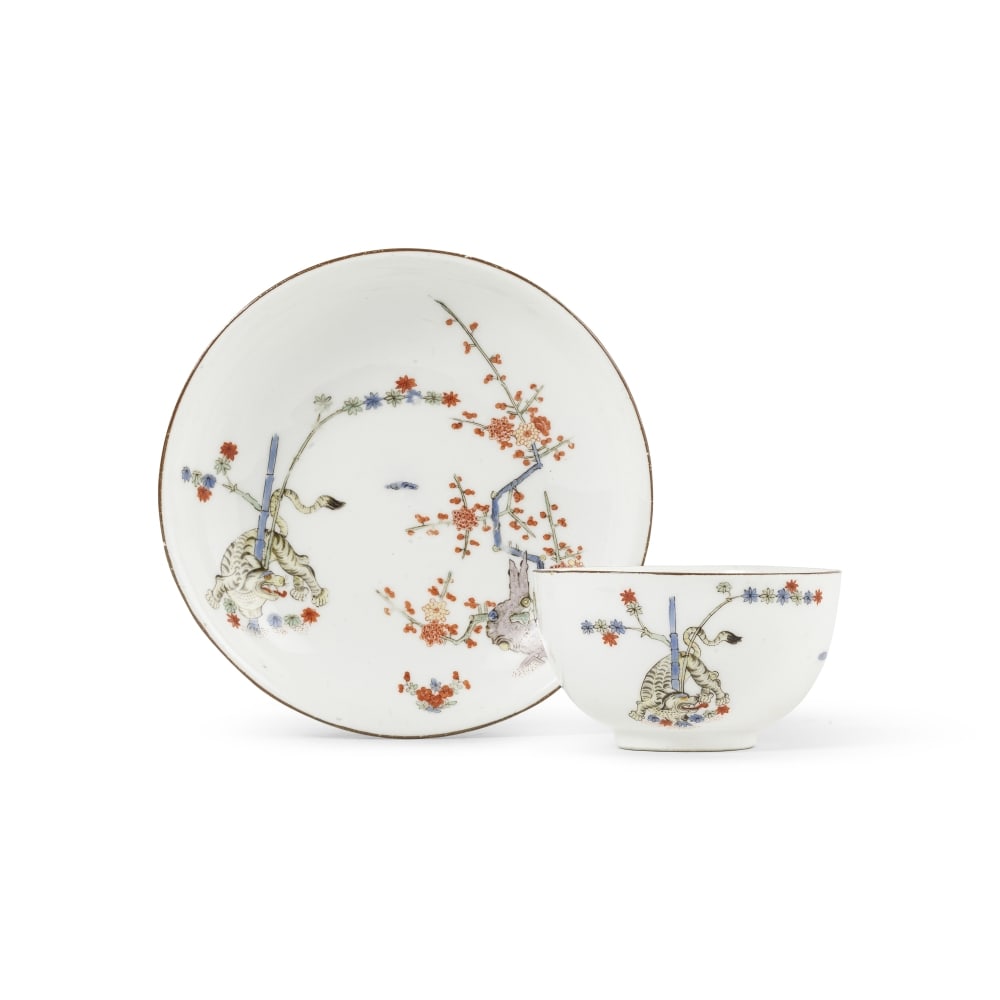 Bol à thé et soucoupe à décor dit 'Gelbe Löwe' en porcelaine de Meissen... (1 of 1)