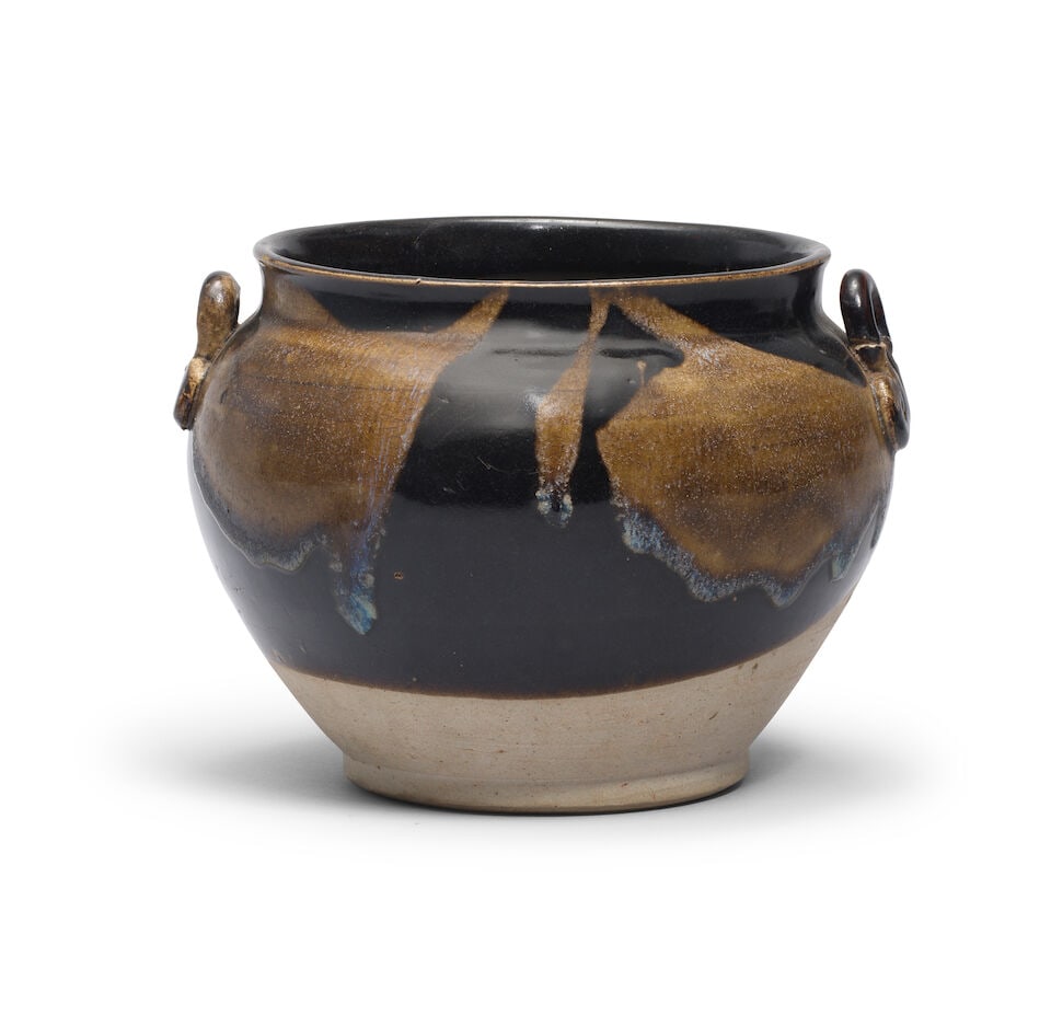 A RUSSET-SPLASHED BLACK-GLAZED TWO-HANDLED JAR Tang Dynasty - 2