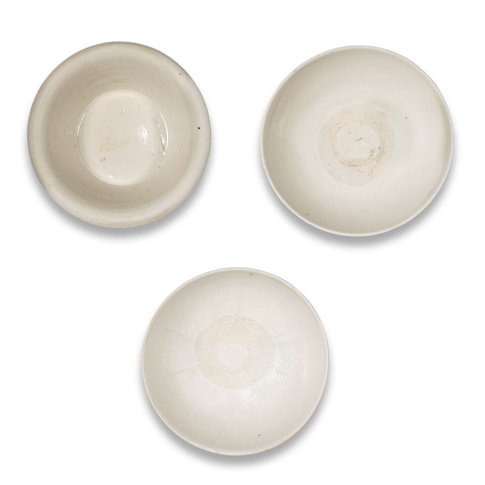 THREE WHITE-GLAZED BOWLS Northern Song/Jin Dynasty (3) - 3