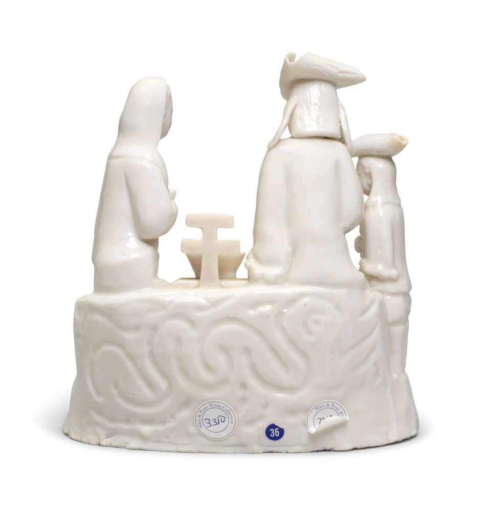 A BLANC-DE-CHINE 'EUROPEAN FAMILY' GROUP 17th century - 2