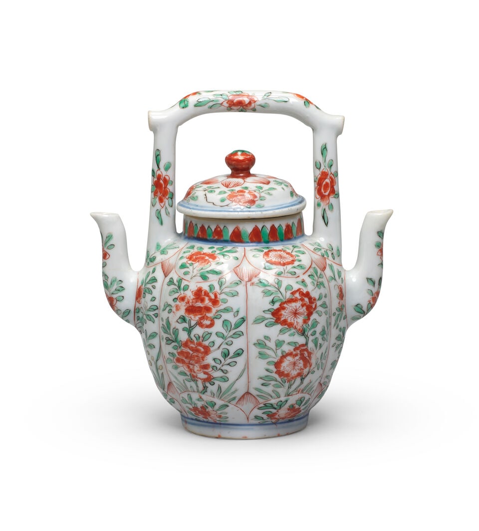 A FAMILLE VERTE DOUBLE-SPOUTED TEAPOT AND COVER Kangxi (2) - 2
