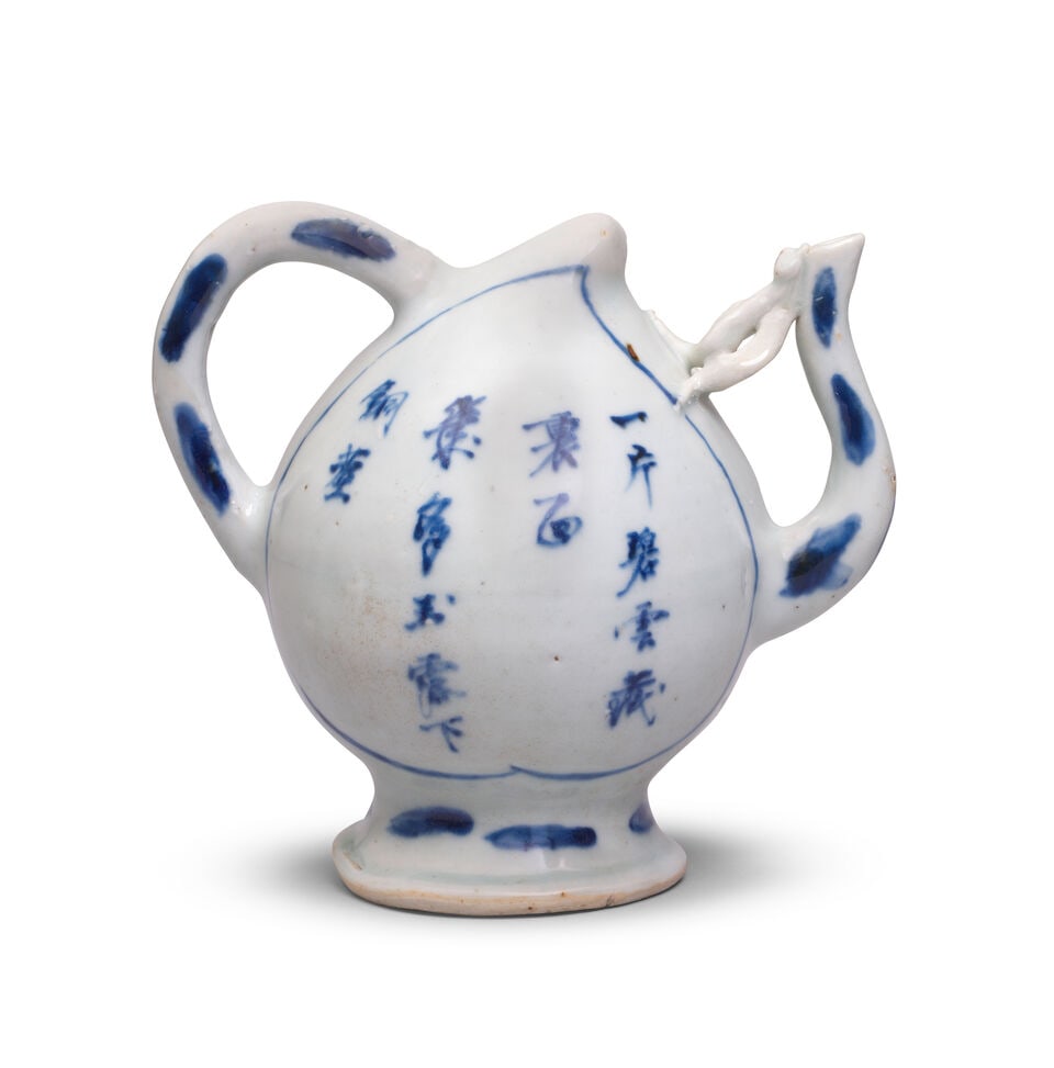A BLUE AND WHITE PEACH-SHAPED 'CADOGAN' WINE EWER Shunzhi - 2
