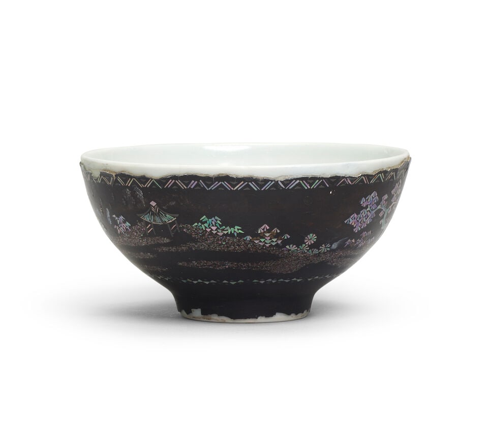 A MOTHER-OF-PEARL-INLAID BLACK-LACQUERED PORCELAIN BOWL Yongzheng six-character mark and of the ... - 2