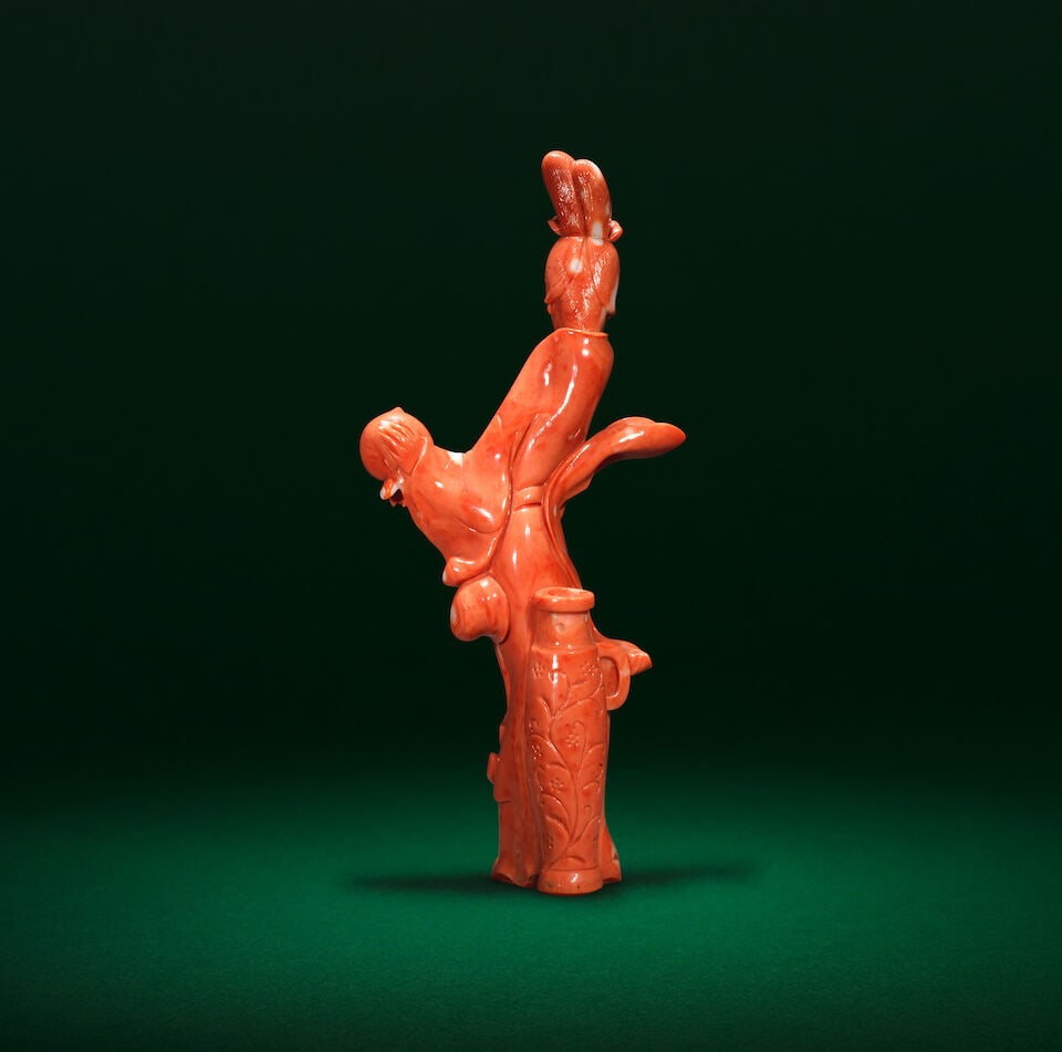 A CORAL FIGURE OF A LADY HOLDING A PEACH Republic Period (2) - 2