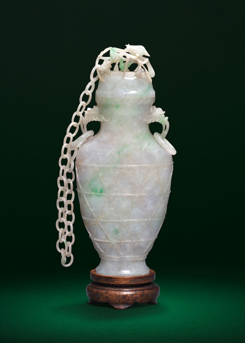 A JADEITE BASKET-DESIGN VASE AND CHAINED COVER Late Qing Dynasty/Republic Period - 2