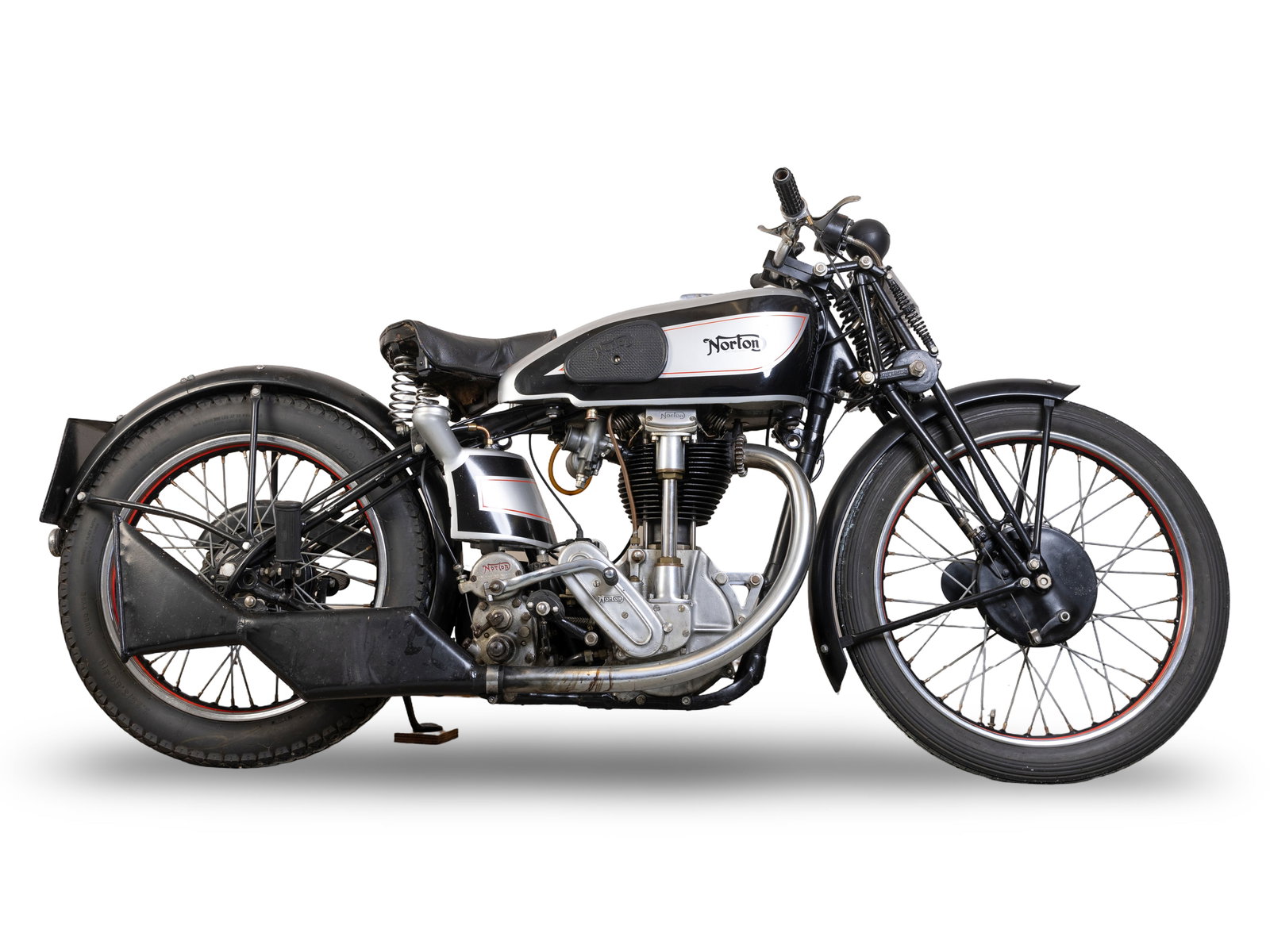 The David Plant Collection, c.1936 Norton 490cc International Frame no. B36775 Engine no. 65933 (1 of 1)