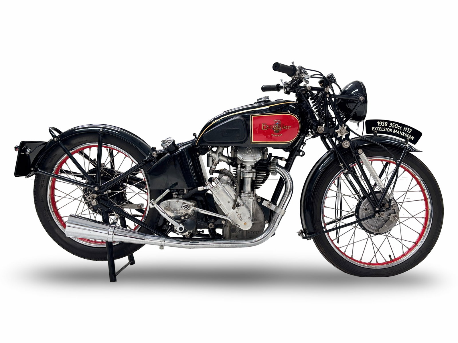 1939 Excelsior 350cc Manxman Model H12 Project Frame no. J.S.M.55 Engine no. CXB263 (see text): 1939 Excelsior 350cc Manxman Model H12 Project Registration no. FKD 186 Frame no. J.S.M.55 Engine no. CXB263 (see text) Although it had proved fast enough to win the 1933 Lightweight TT in Syd Gleave'