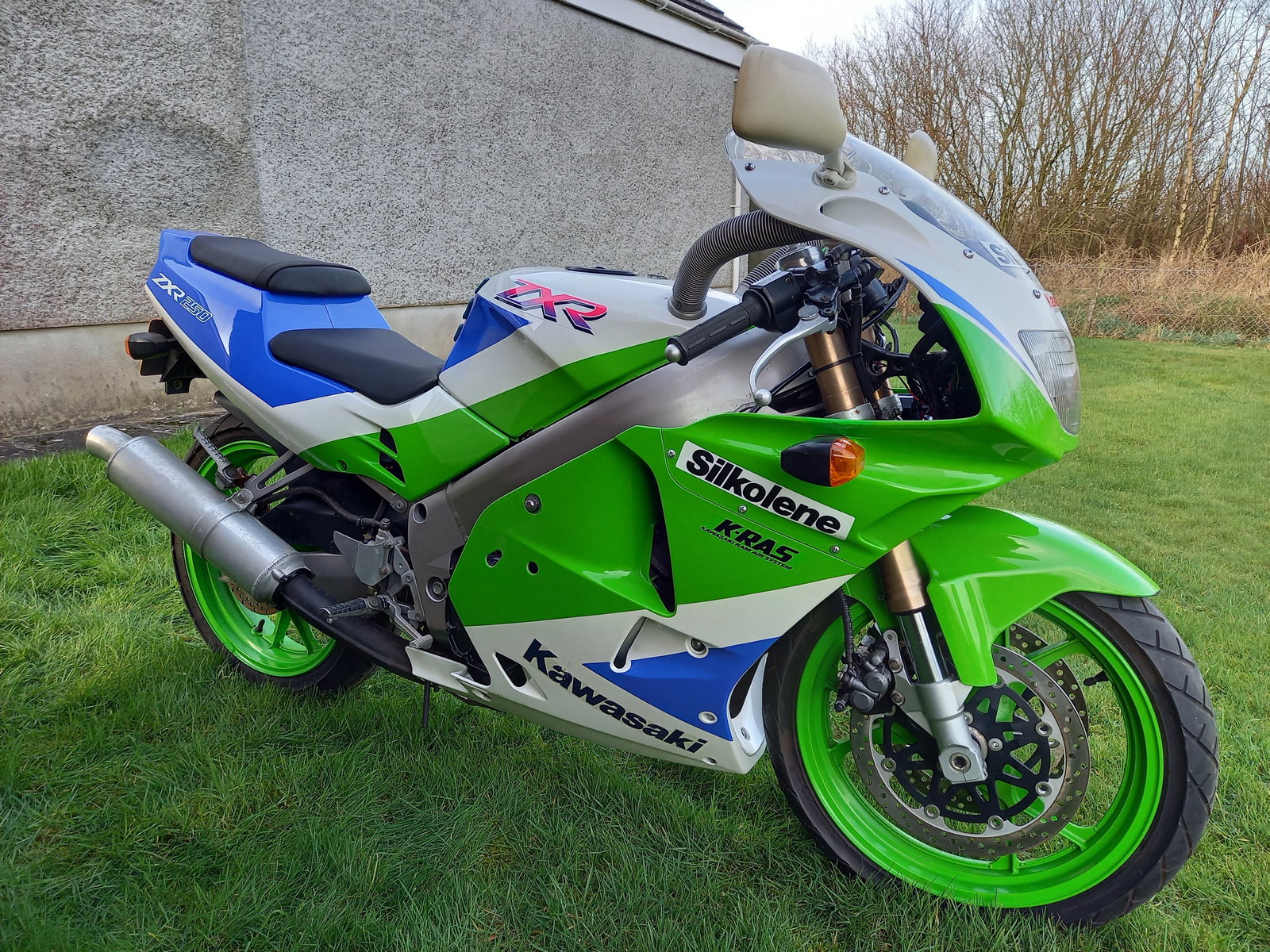 1991 Kawasaki ZXR250C Frame no. ZX250C-002595 Engine no. ZX250CE009742 (1 of 1)