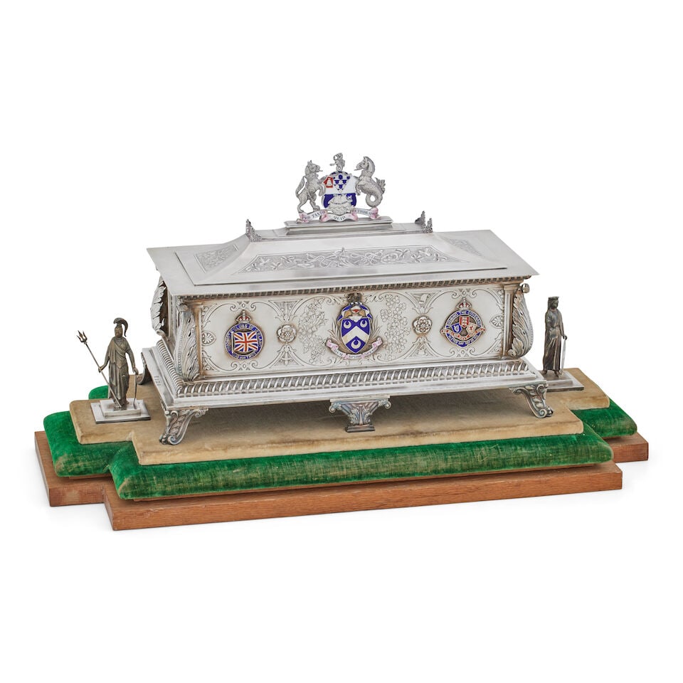 A George V presentation silver casket to Lord Carson By Gibson & Co Ltd, Donegal Place, Belfast,... - 19