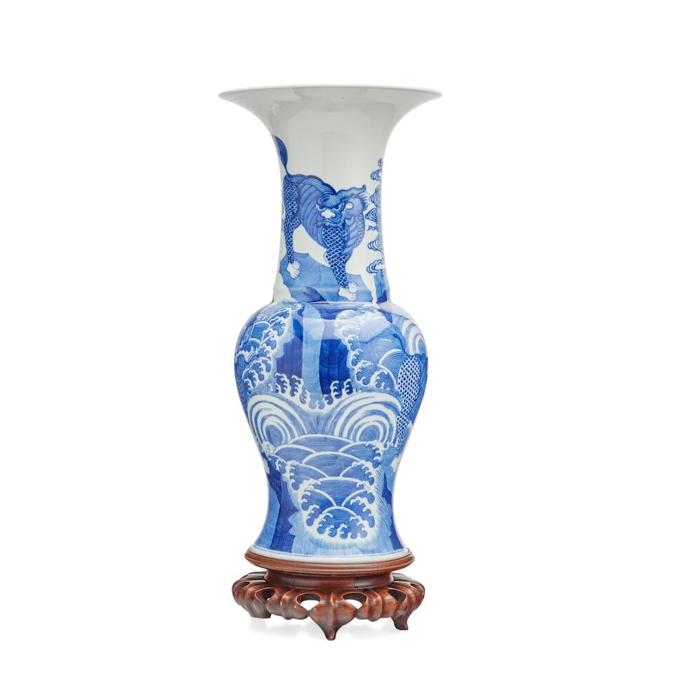 A Chinese blue and white 'Shishi' yen-yen vase Kangxi six character mark but Republic (1 of 2)