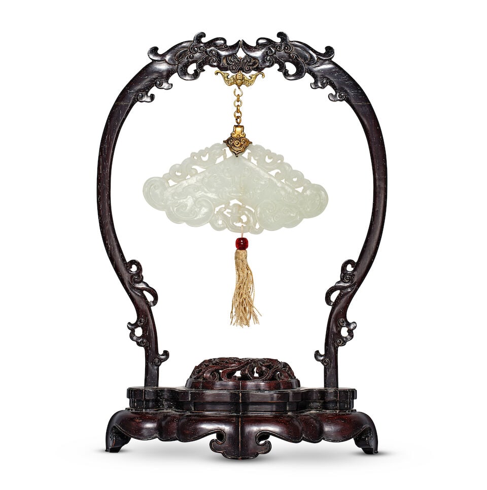 A RETICULATED WHITE JADE PLAQUE WITH ZITAN STAND Qing Dynasty (2) - 2