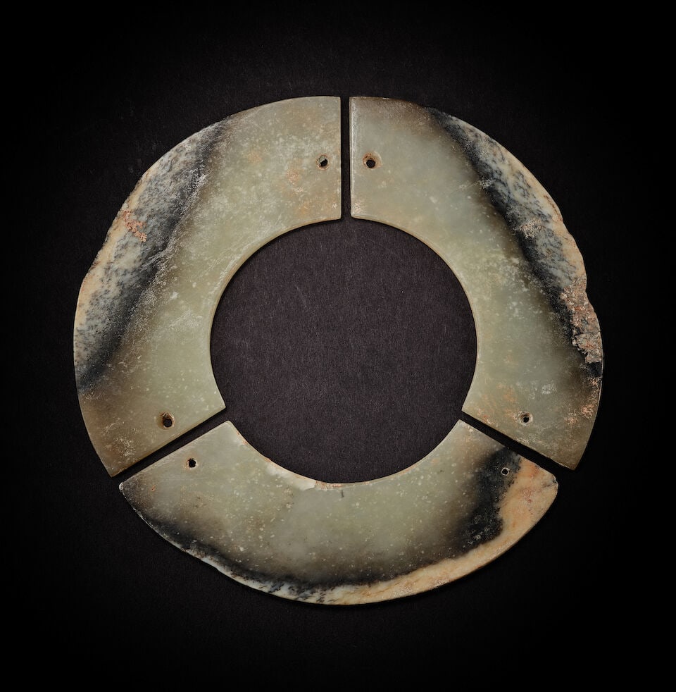 A SET OF THREE ARCHAIC JADE ARC-SHAPED PENDANTS, HUANG Neolithic Period (3) - 2