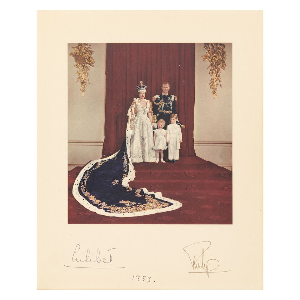 ROYAL CHRISTMAS CARDS - PRINCESSES ELIZABETH AND MARGARET (3) - 2