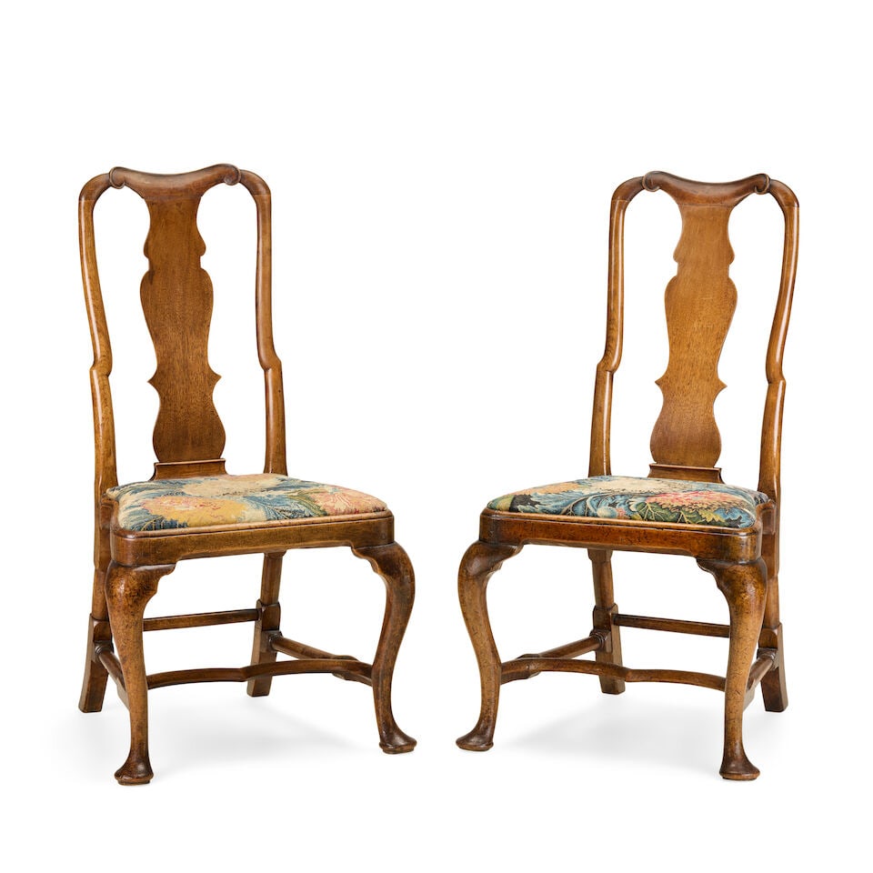 A fine pair of George I walnut dining chairsEarly 18th century (2) (1 of 4)