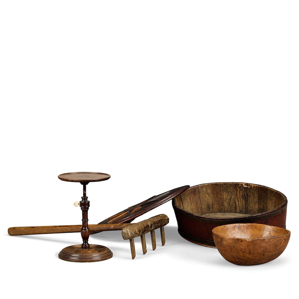 A collection of treen Early 18th century and later (5) - 2