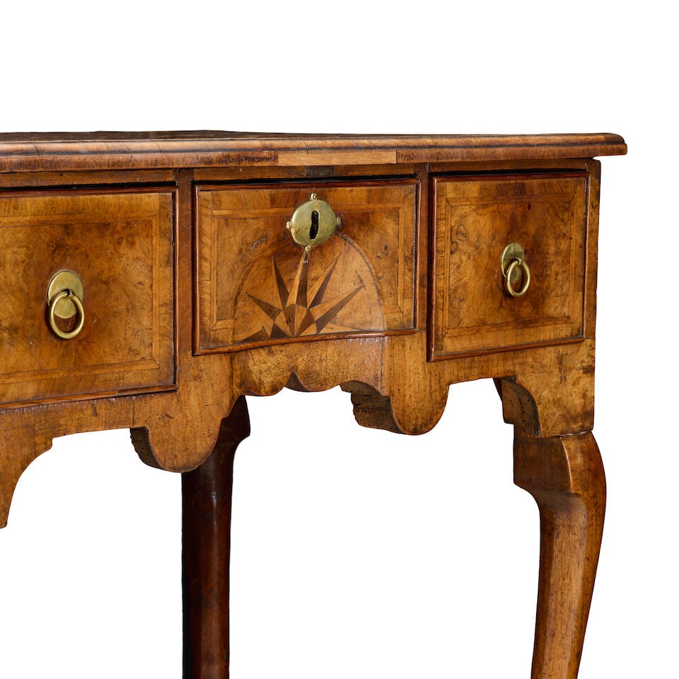 A George I walnut, crossbanded, featherbanded and fruitwood inlaid lowboyEnd of the first quarte... - 4