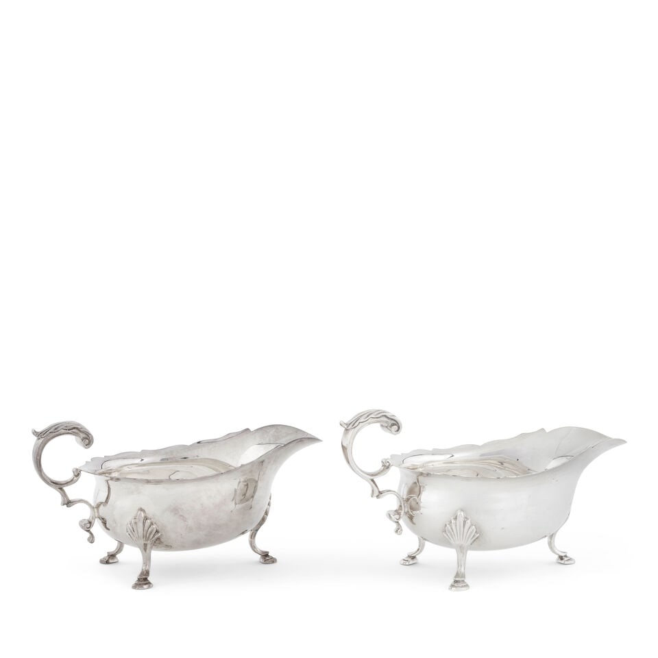 A pair of Elizabeth II silver sauce boats C J Vander Ltd, Sheffield 1990 (2) - 2