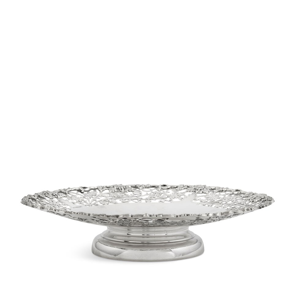 A George V silver fruit dish George Wish & Co Ltd, Sheffield 1933 (1 of 3)
